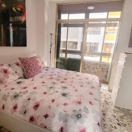 Daire Affordable For Large Families And Groups At Canteras With 3 Bedrooms And Free Parking *