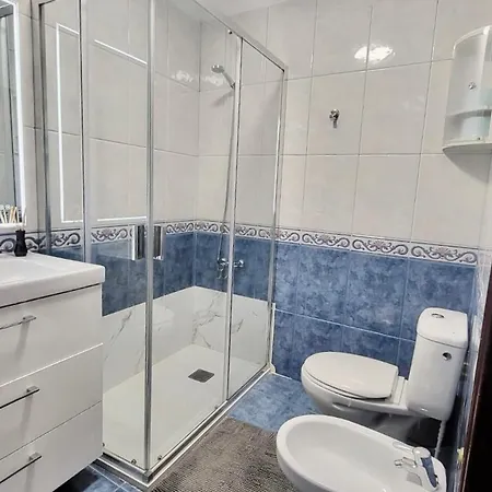 Affordable For Large Families And Groups At Canteras With 3 Bedrooms And Free Parking Λας Πάλμας ντε Γκραν Κανάρια