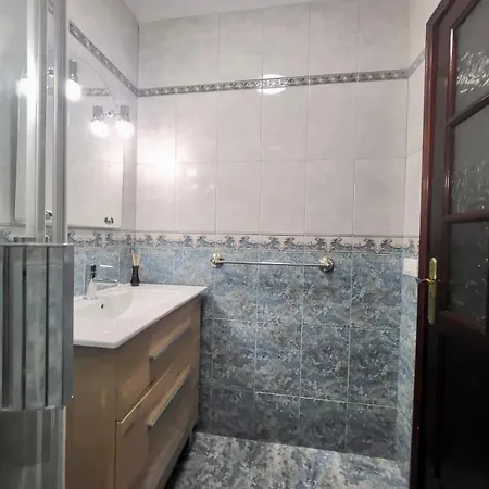 Affordable For Large Families And Groups At Canteras With 3 Bedrooms And Free Parking Daire