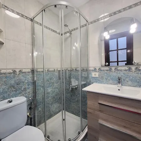 Affordable For Large Families And Groups At Canteras With 3 Bedrooms And Free Parking